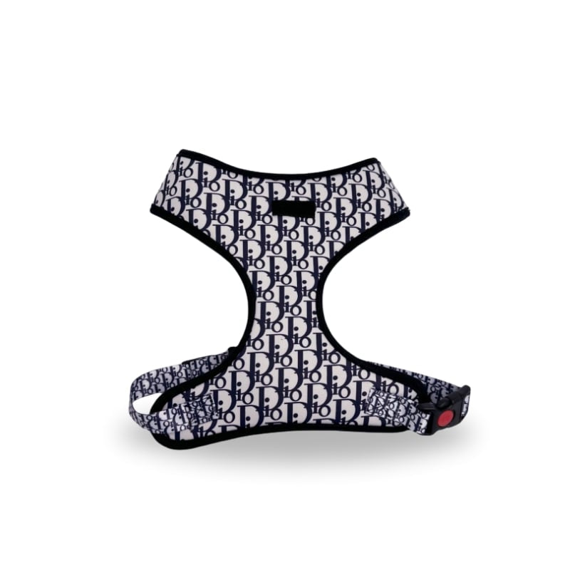 SUMA Walking Set (Collar, Harness, Leash, Bowtie, Bag)