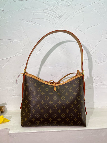 V Women's Shoulder Bag