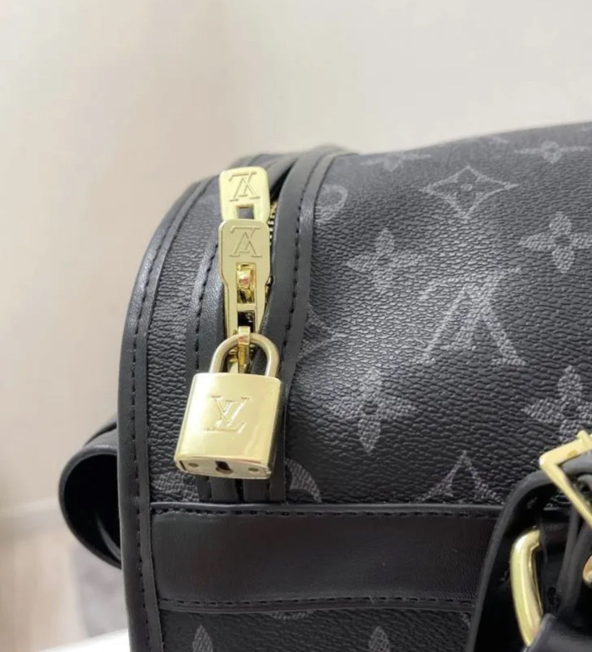 LOULA BAG BLACK (3-5 days to send out)