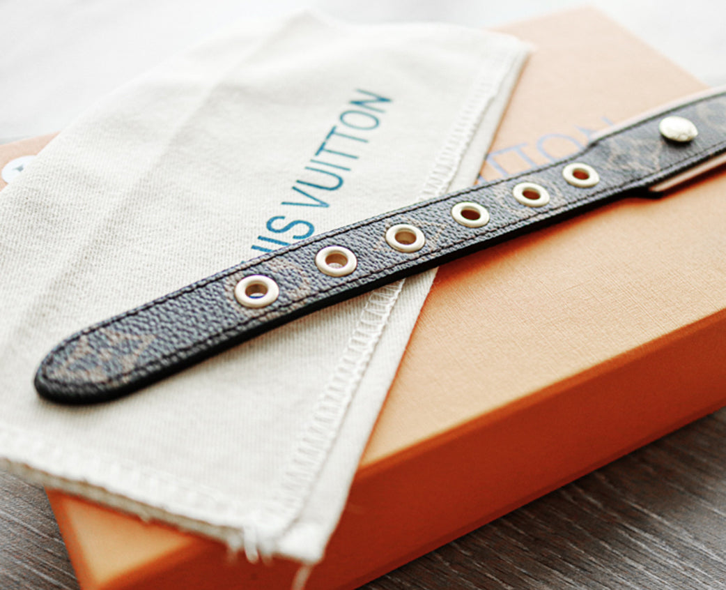 AMELIA Dog Collar & Leash