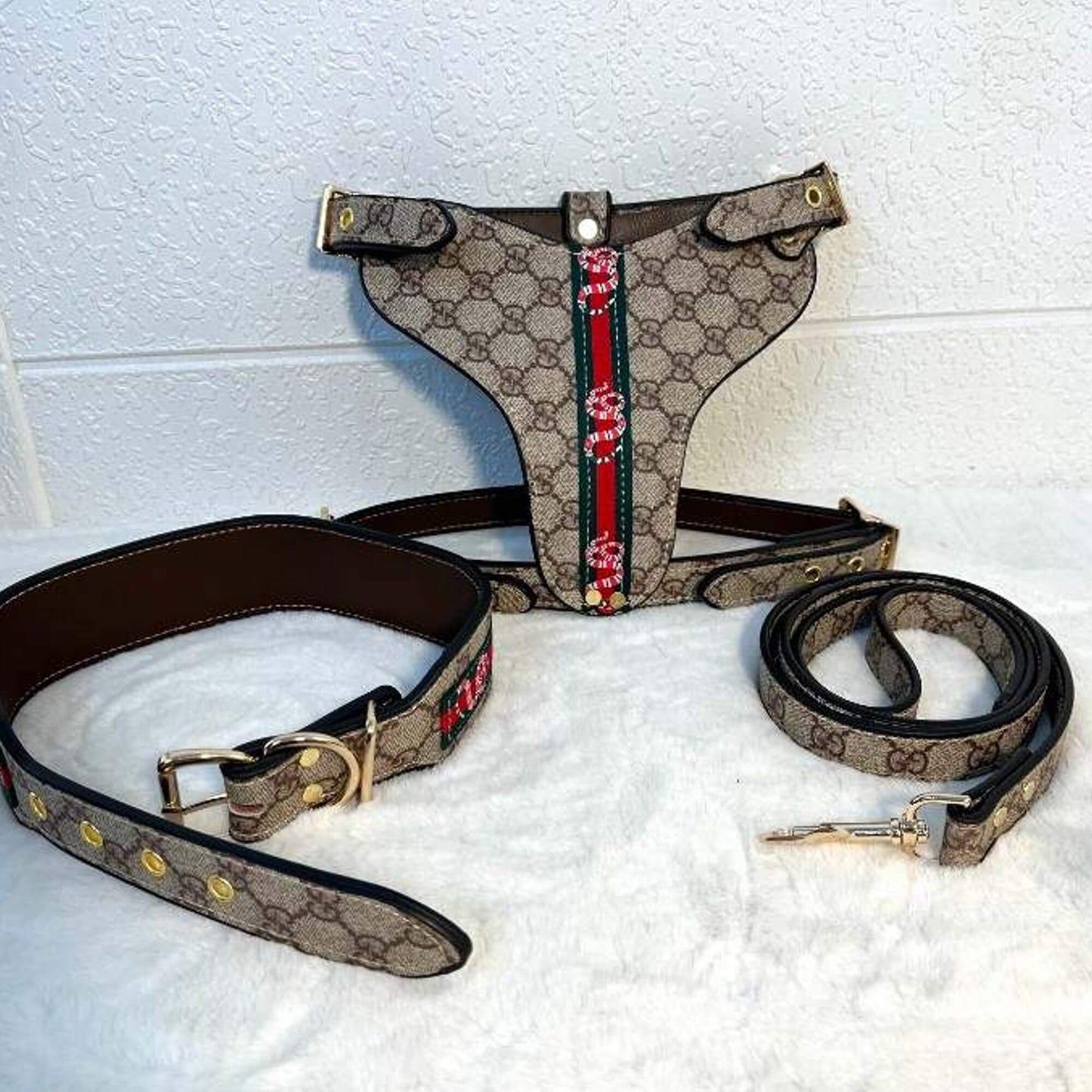 PAWCCI HERO CLASSIC HARNESS& LEASH SET