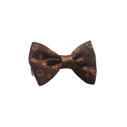 Cute Chewy V Dog Hair Clip with Bow (2-Piece)