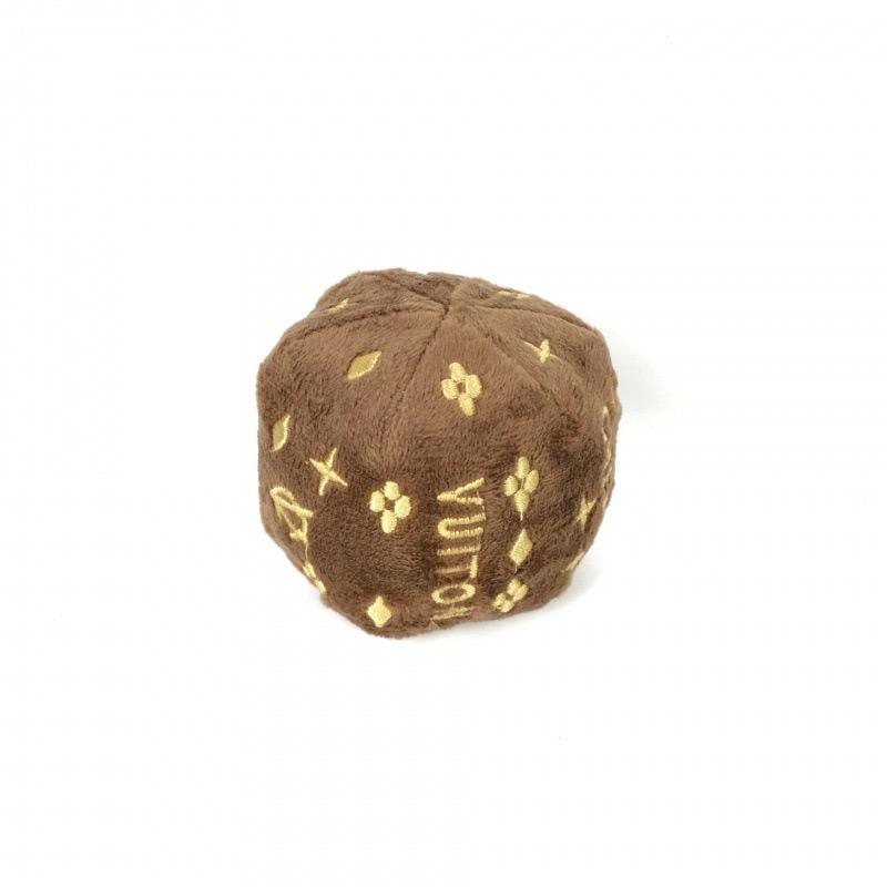 CHEWY VUITTON CATCH BALL