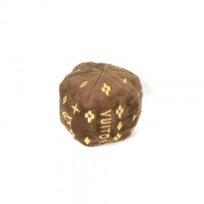 CHEWY VUITTON CATCH BALL