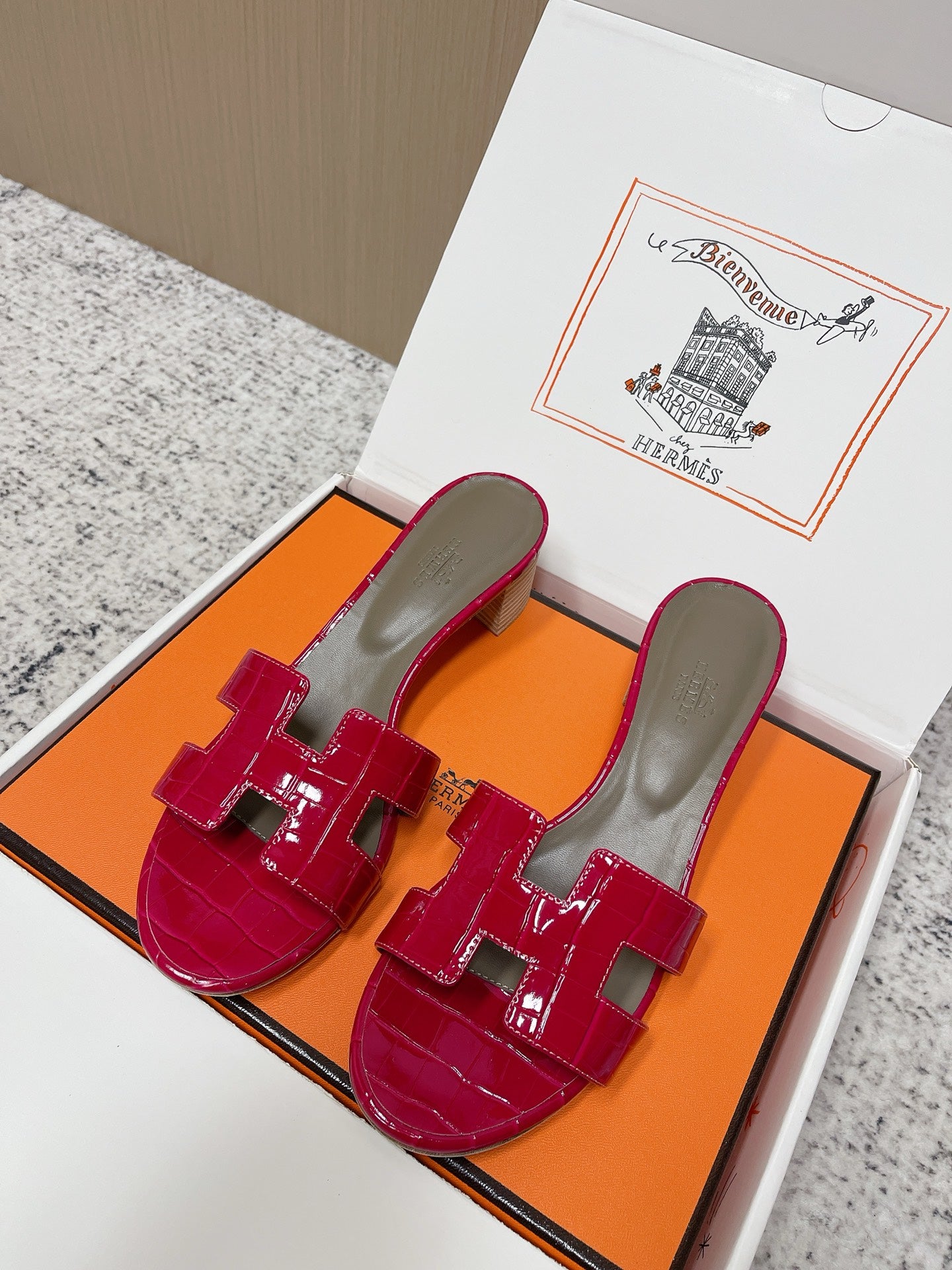 Summer Fashion Women's Shoes — H (Red)