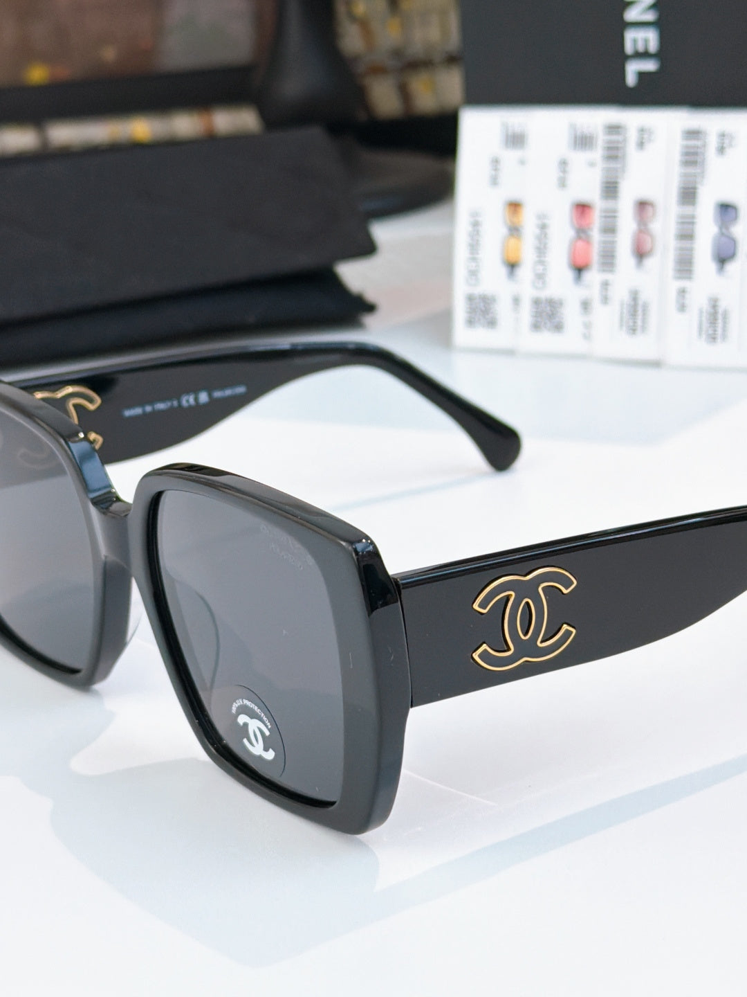 sunglasses