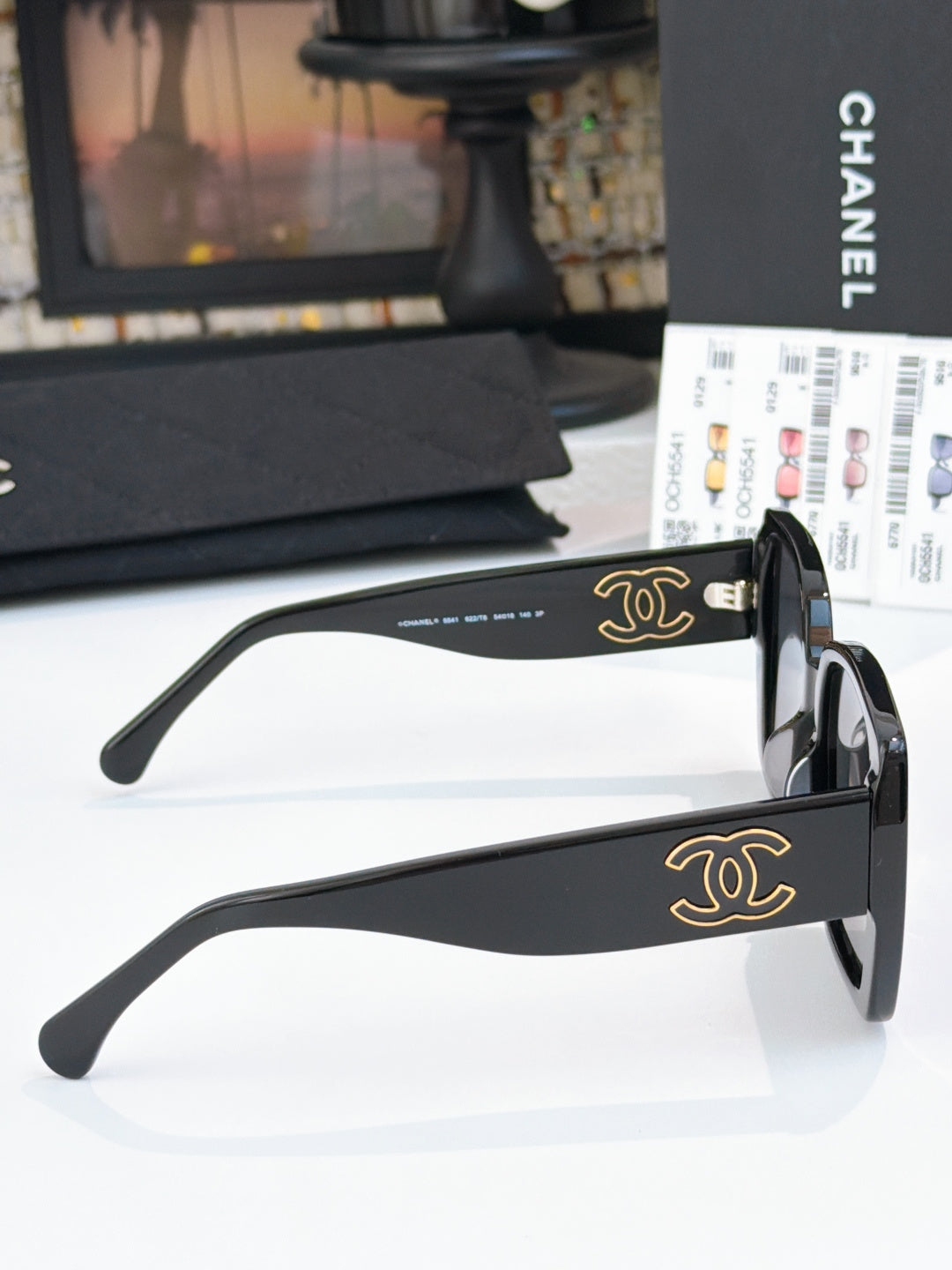 sunglasses