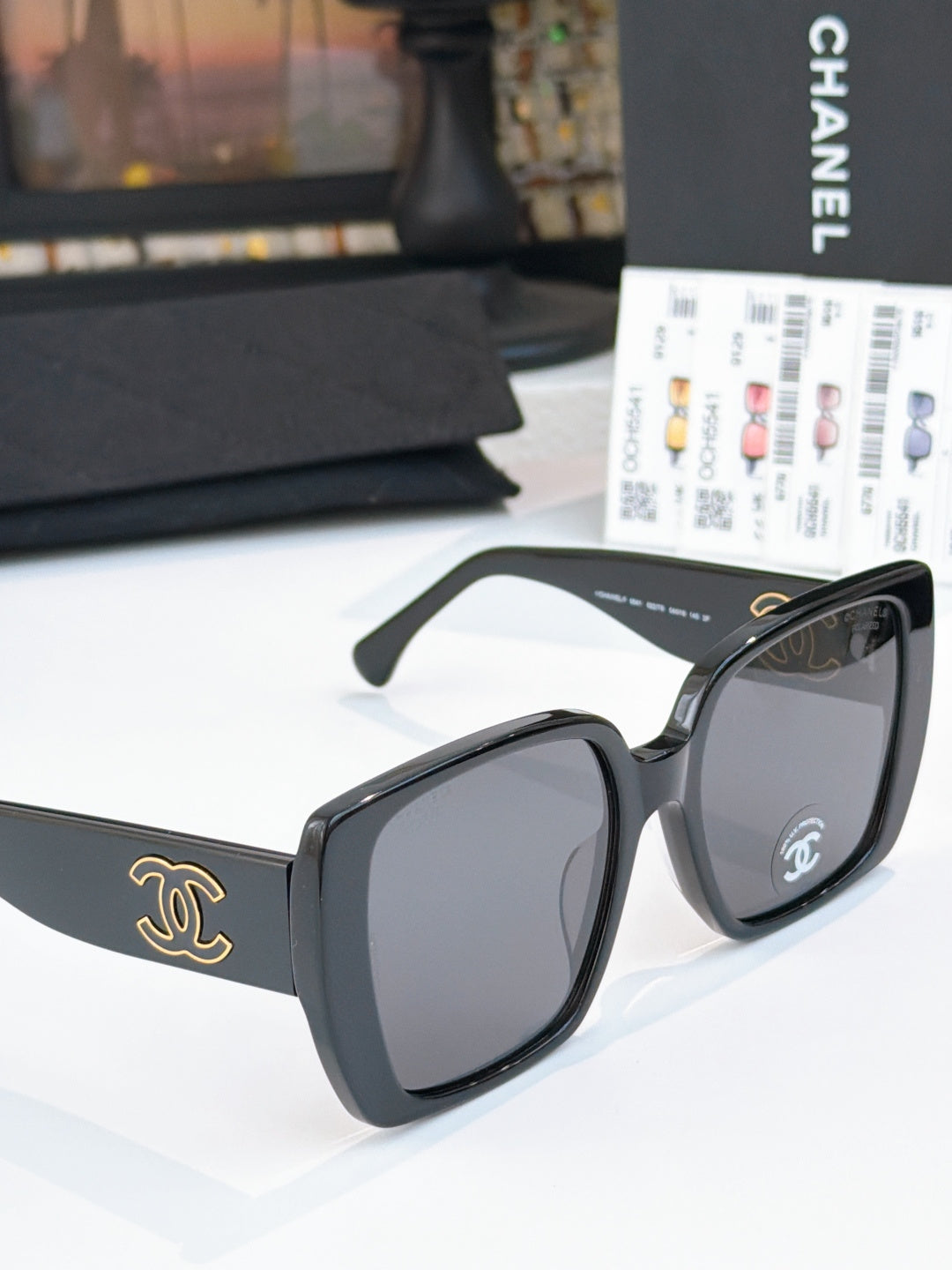 sunglasses