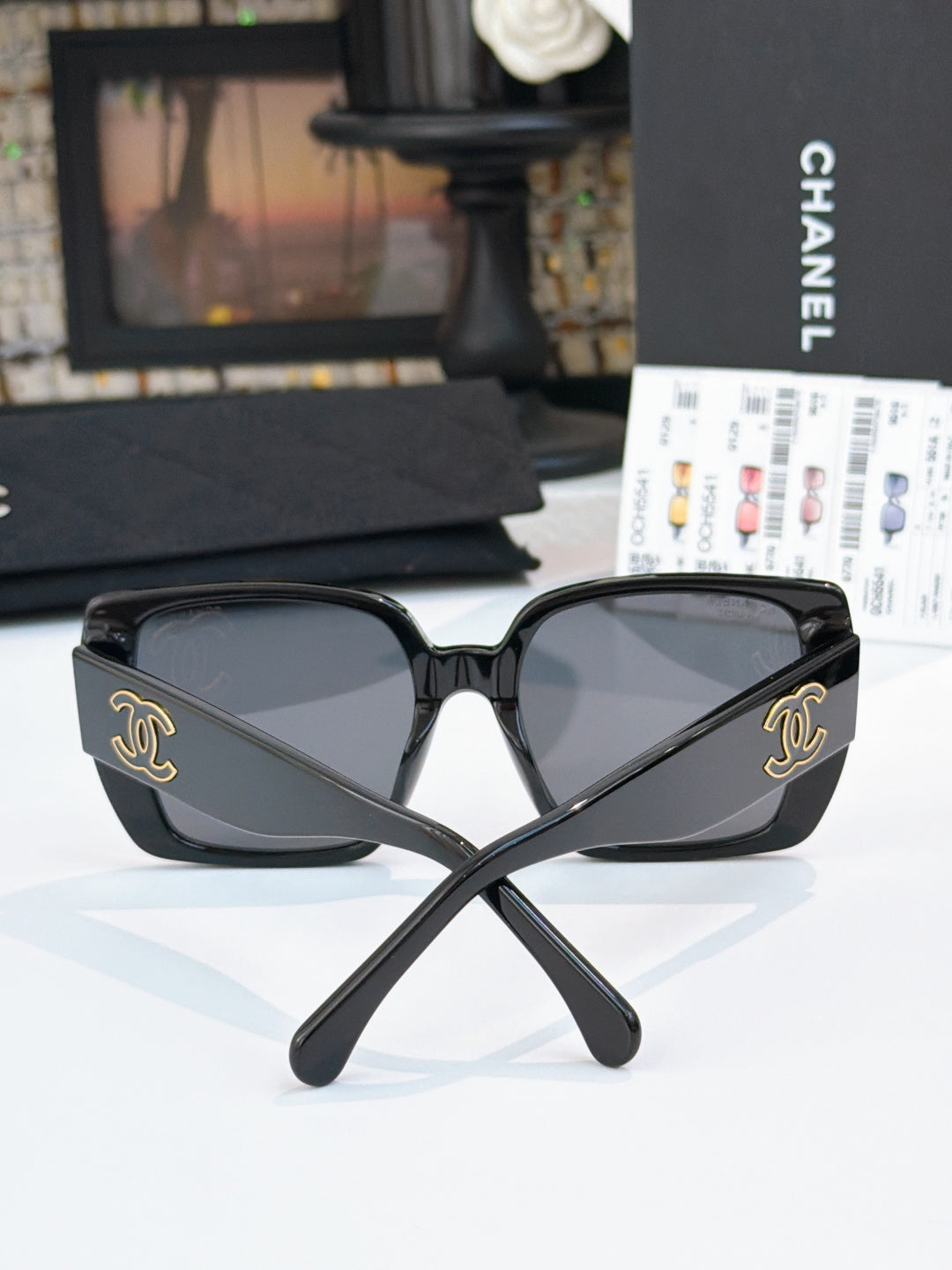 sunglasses