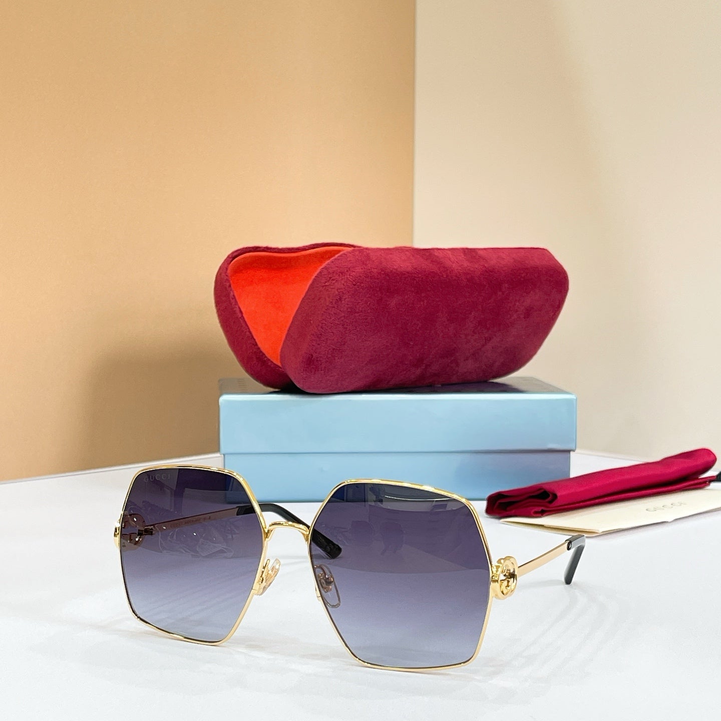 sunglasses