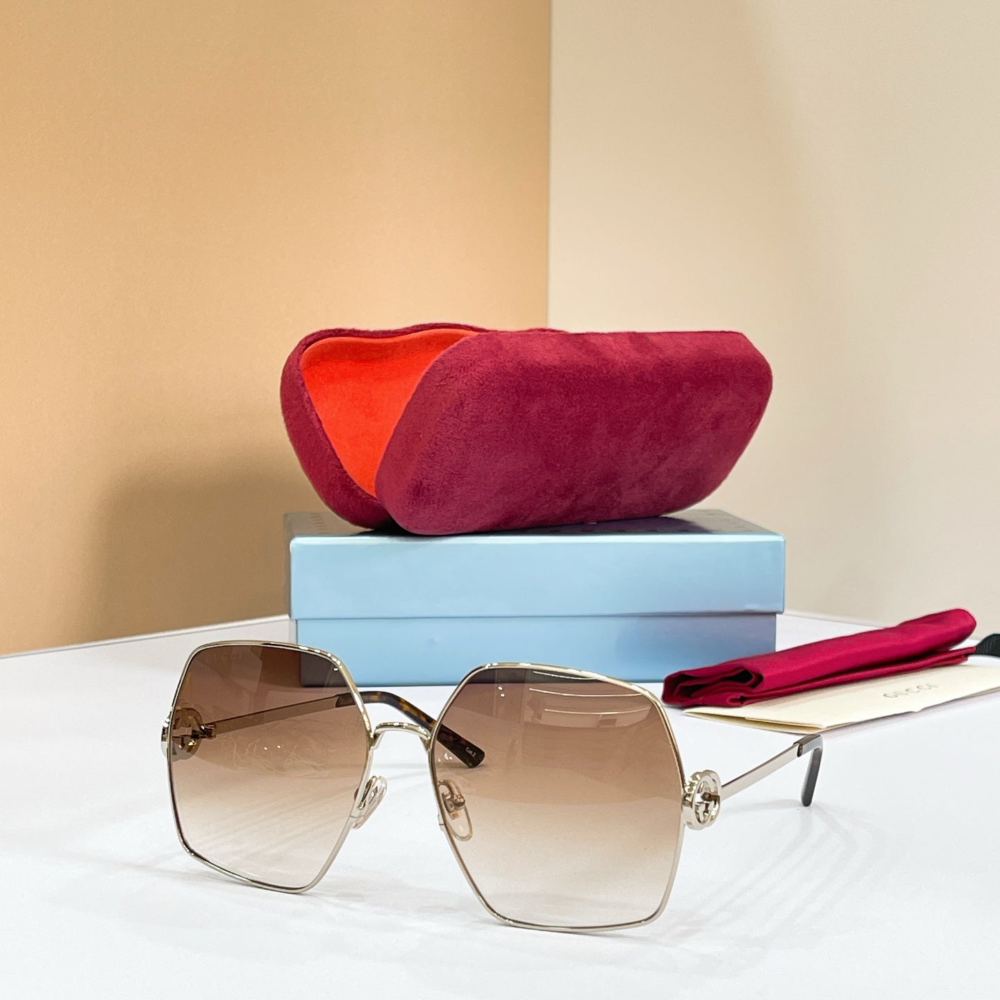 sunglasses