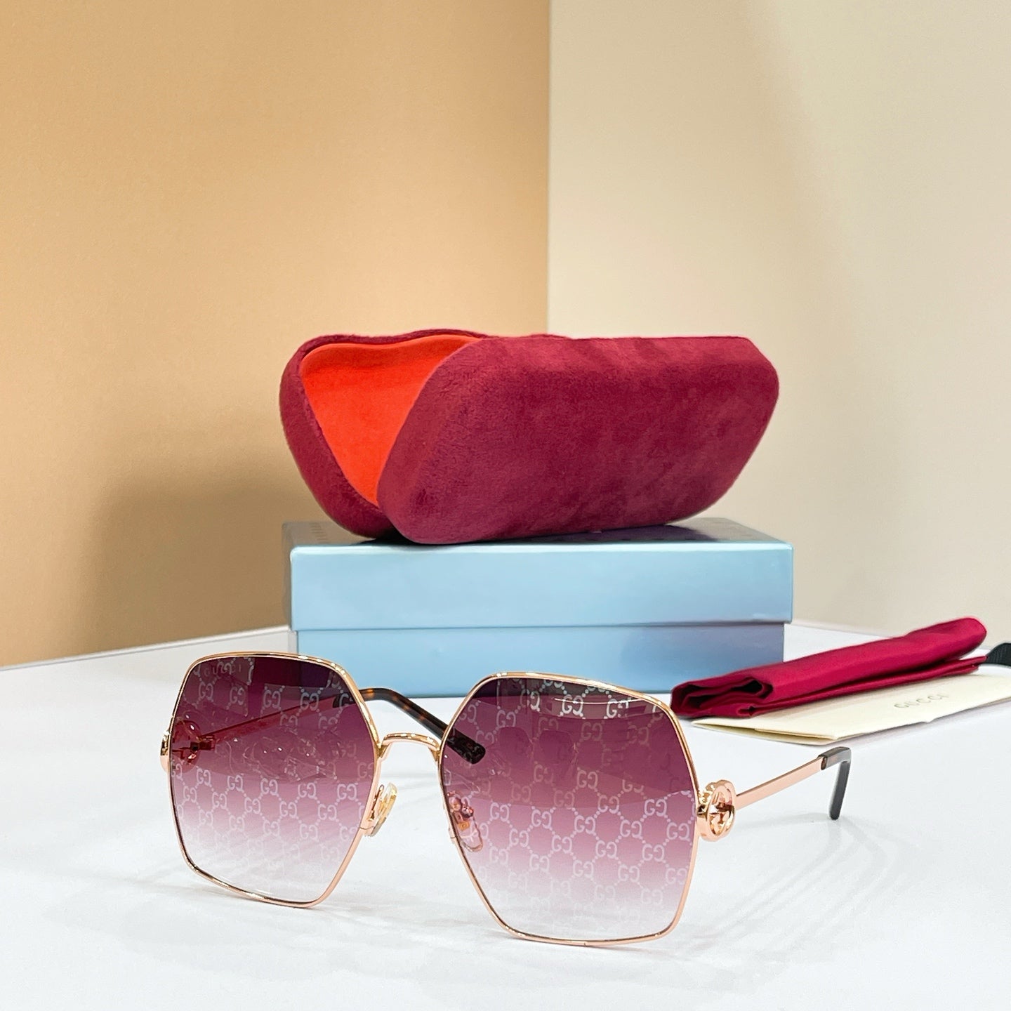 sunglasses