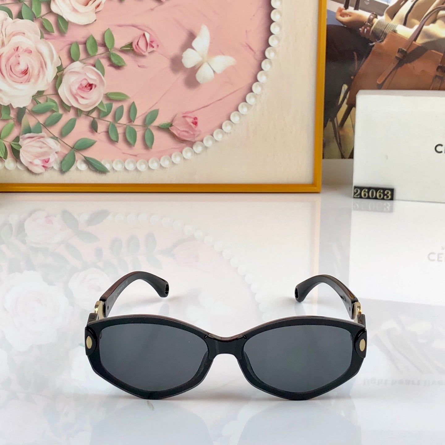 sunglasses