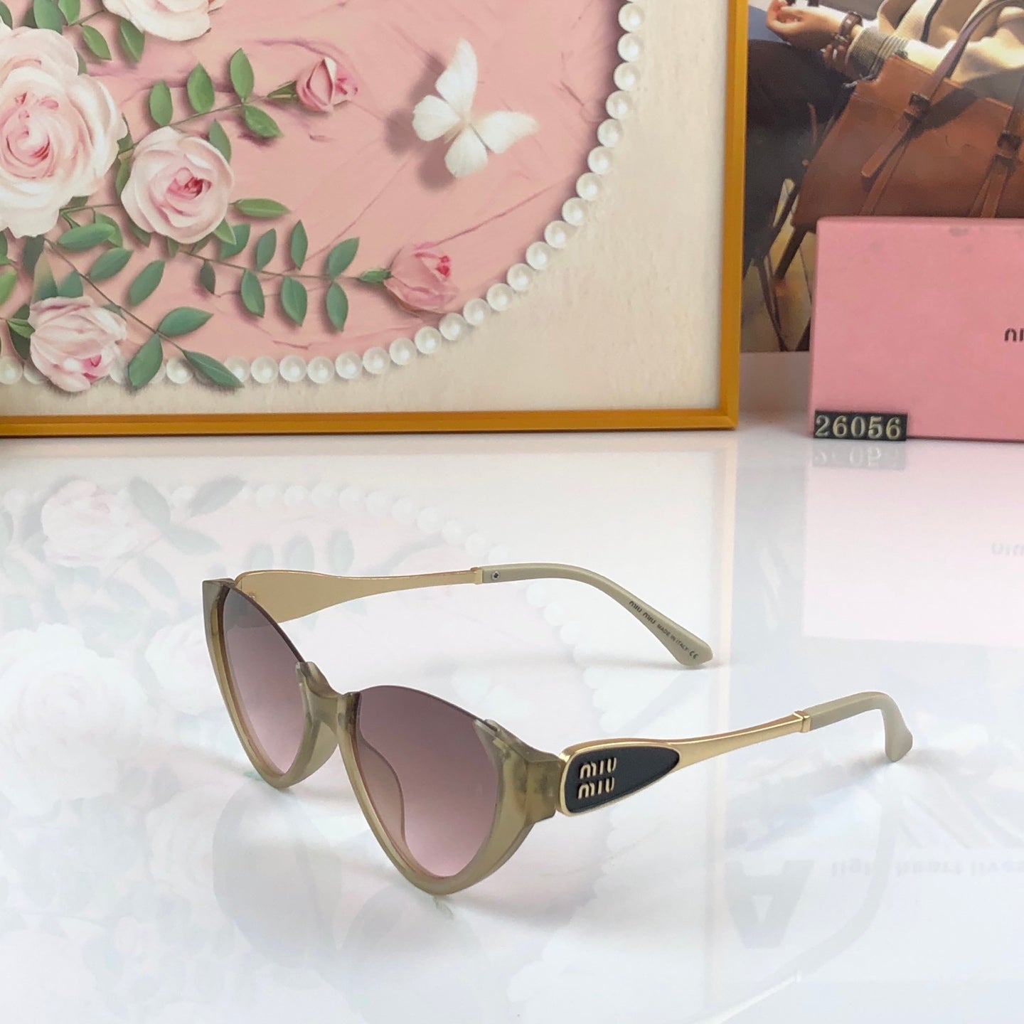 sunglasses