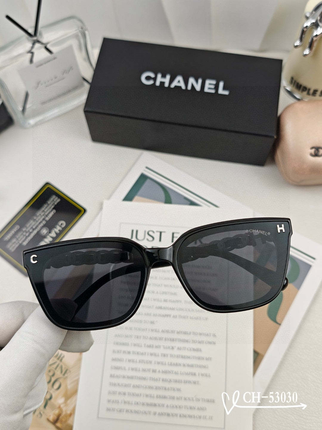 sunglasses