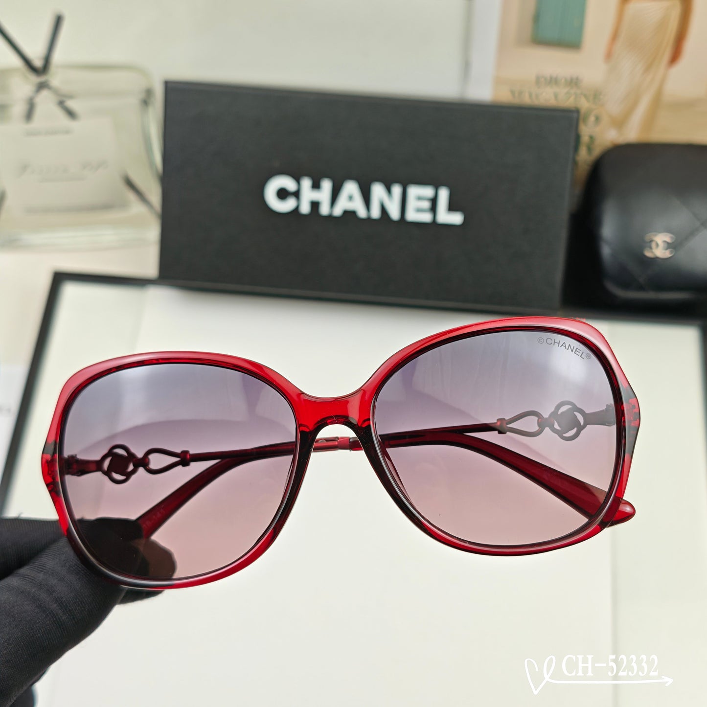 sunglasses